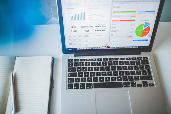 Jak efektywnie rozwijać biznes na platformach sprzedażowych?