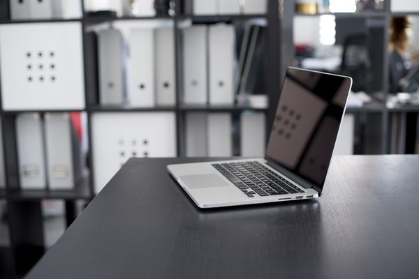 Zrozumienie roli usług fulfillment w procesie sprzedaży produktów